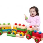 do choi go cho be.jpg6  150x150 - Những món đồ chơi khơi gợi sự sáng tạo cho bé có sẵn trong nhà