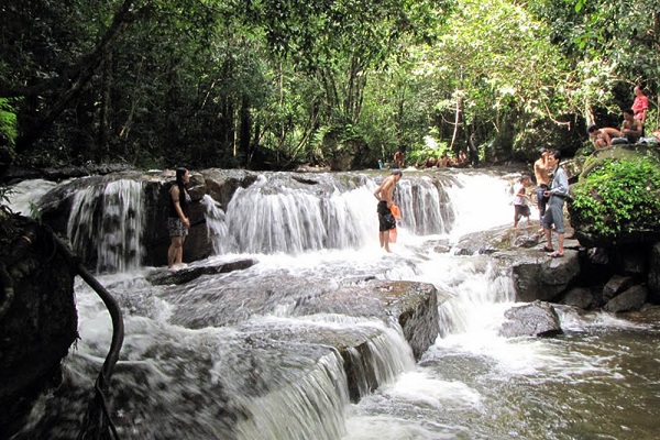 Suối tranh Phú Quốc – Điểm du lịch nổi tiếng tại đảo Ngọc