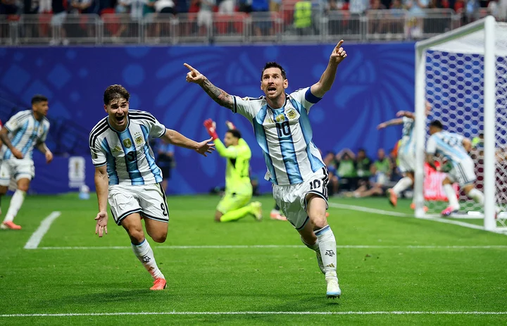 Siêu máy tính dự đoán tỷ lệ thắng Tây Ban Nha vs Argentina, chung kết World Cup